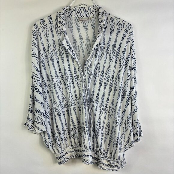 postmark Tops - Anthropologie Postmark Ikat batwing top XS / S oversized blue Boho crossover